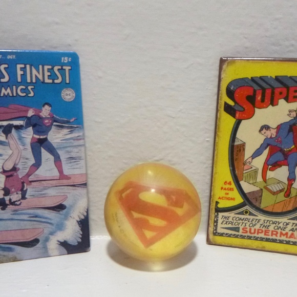 2 SUPERMAN FRIDGE MAGNETS VINTAGE COMICS w/BONUS SUPERBALL - Picture 4 of 14